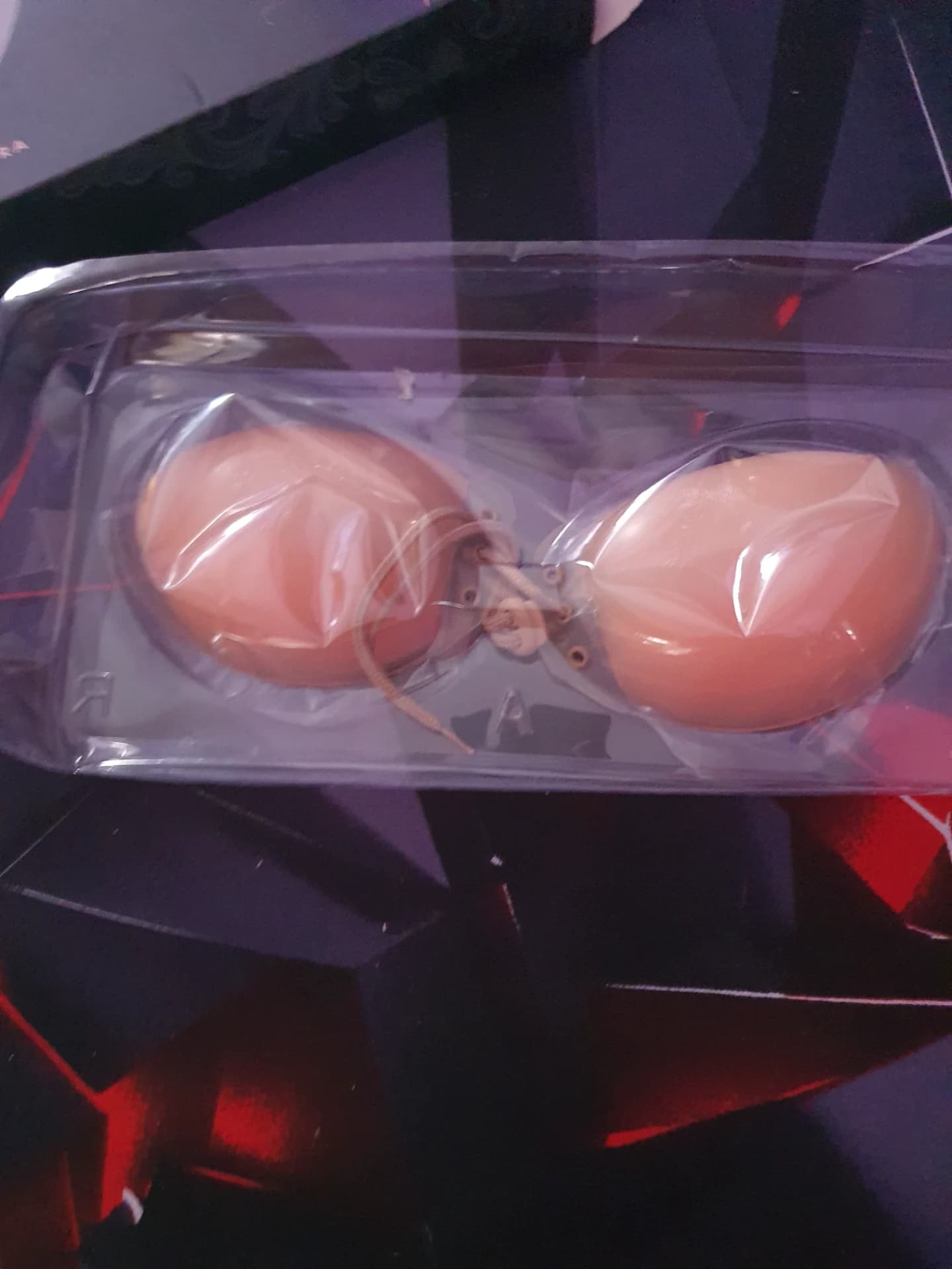 Silicon bra pentru rochii cu umerii liberii – fotografia 2 din 3