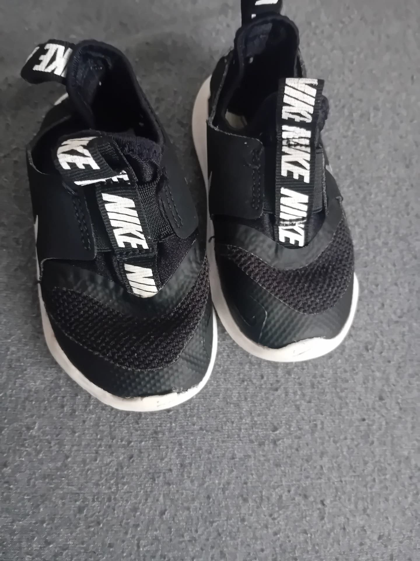 Nike adidasi marimea 22 – Botosani, Botoșani