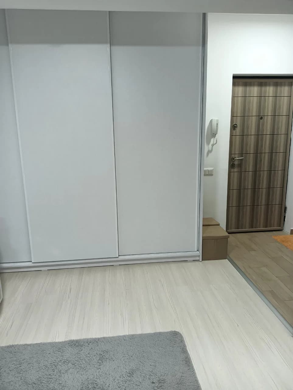 apartament de vanzare – fotografia 2 din 8