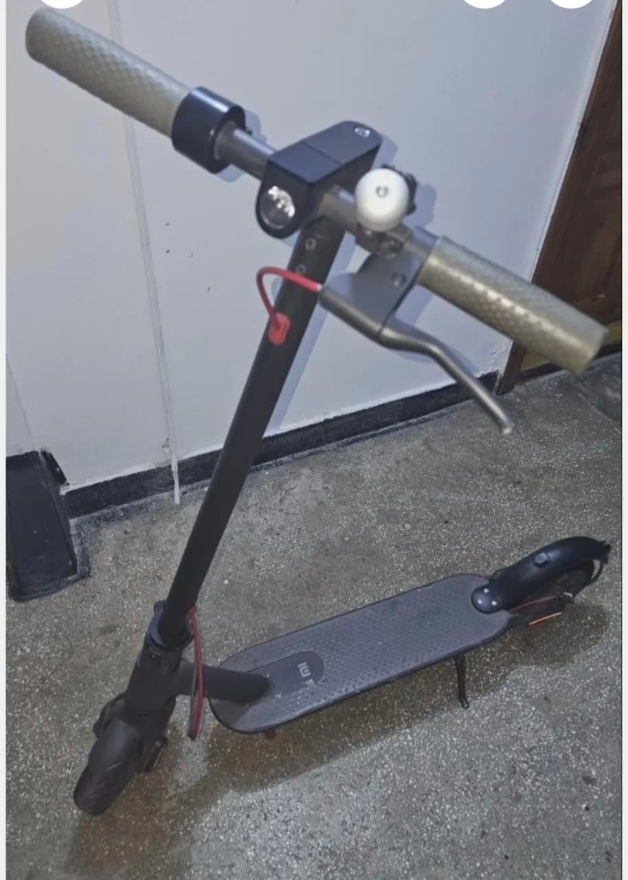 Trotinetă electrică,pliabila- Xiaomi M365 – stare bună – Sector 5, București – Trotinete