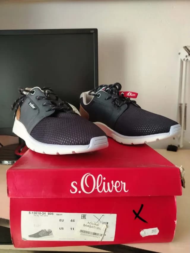 Adidași s. Oliver 44 Nou