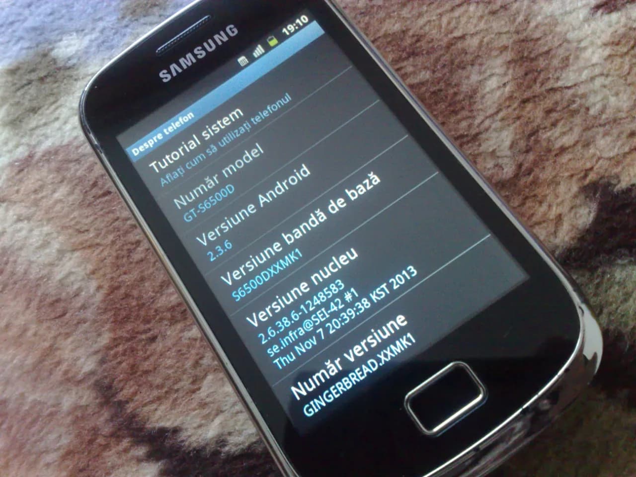 Samsung Galaxy S2 mini impecabil – fotografia 7 din 8