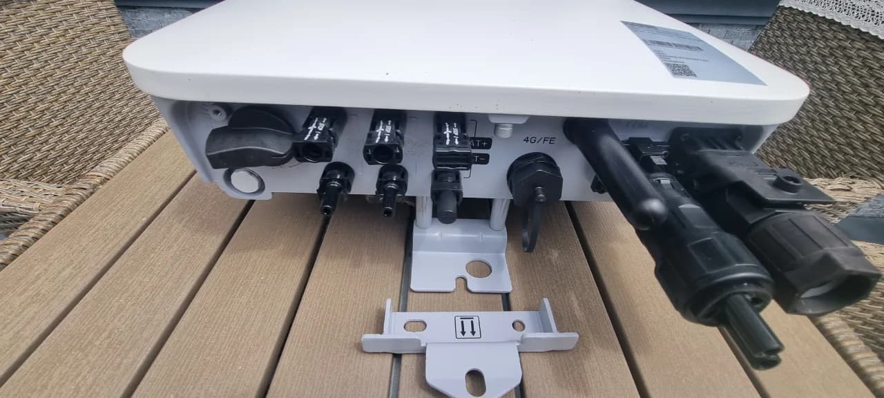 Invertor Huawei,in garanție, 6Kw,monofazat, hibrid SUN2000-6KTL-L1 – fotografia 3 din 5