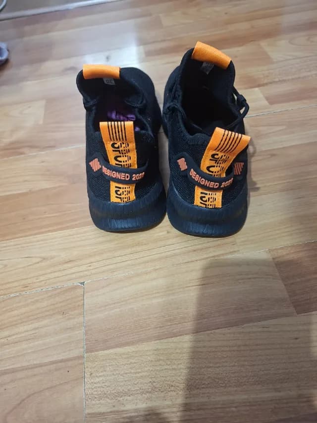 pantofi sport,noi
