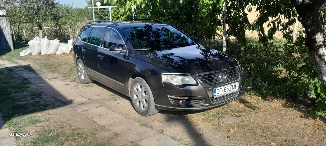 Vând Volkswagen Passat b6
