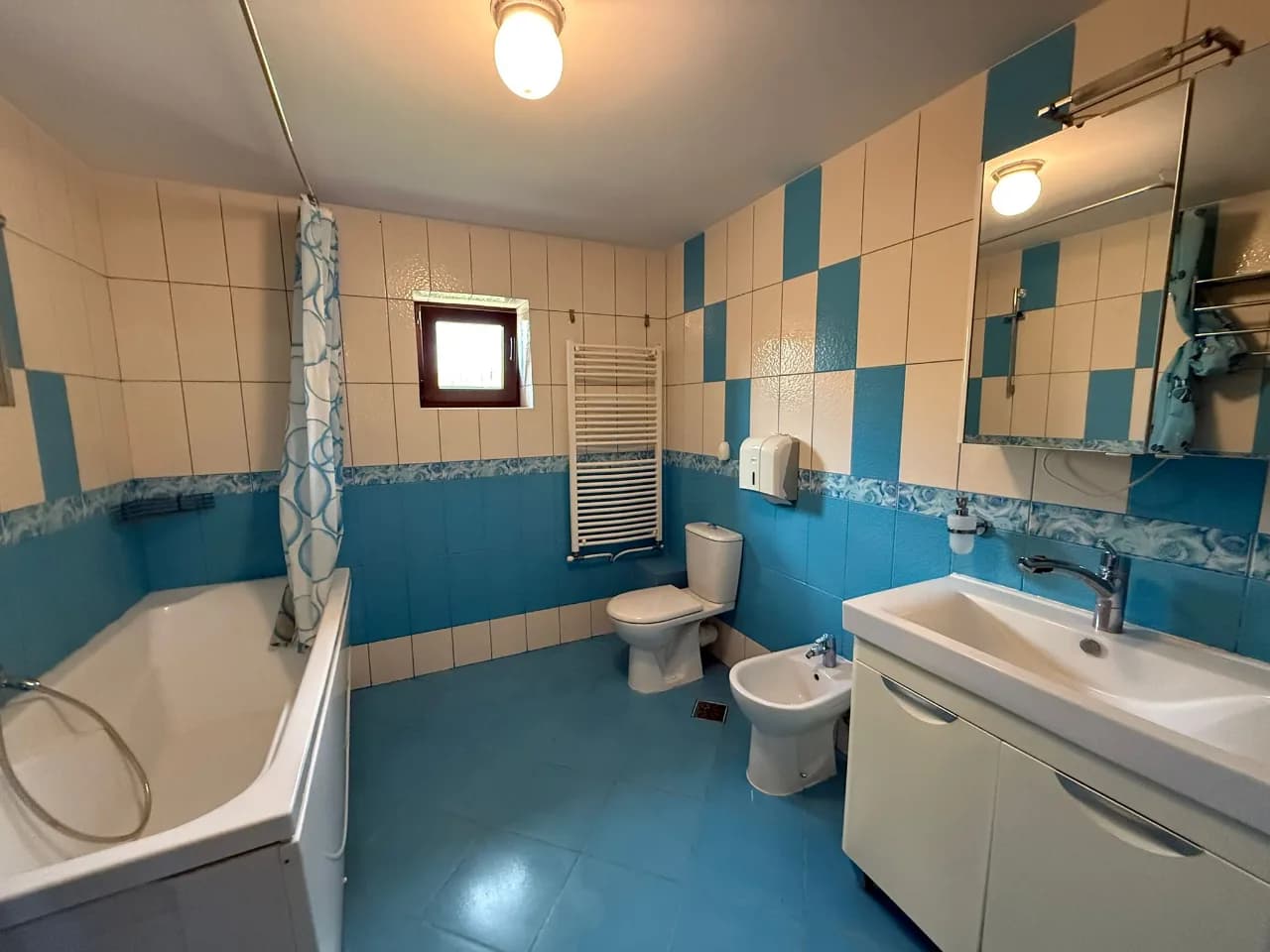 Casă de vânzare – fotografia 6 din 8