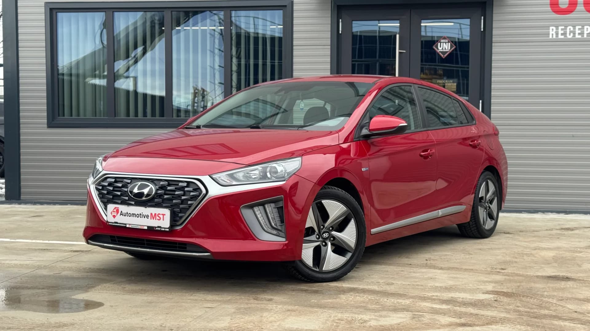 Hyundai Ioniq 1.6IHybrid Style – fotografia 2 din 8