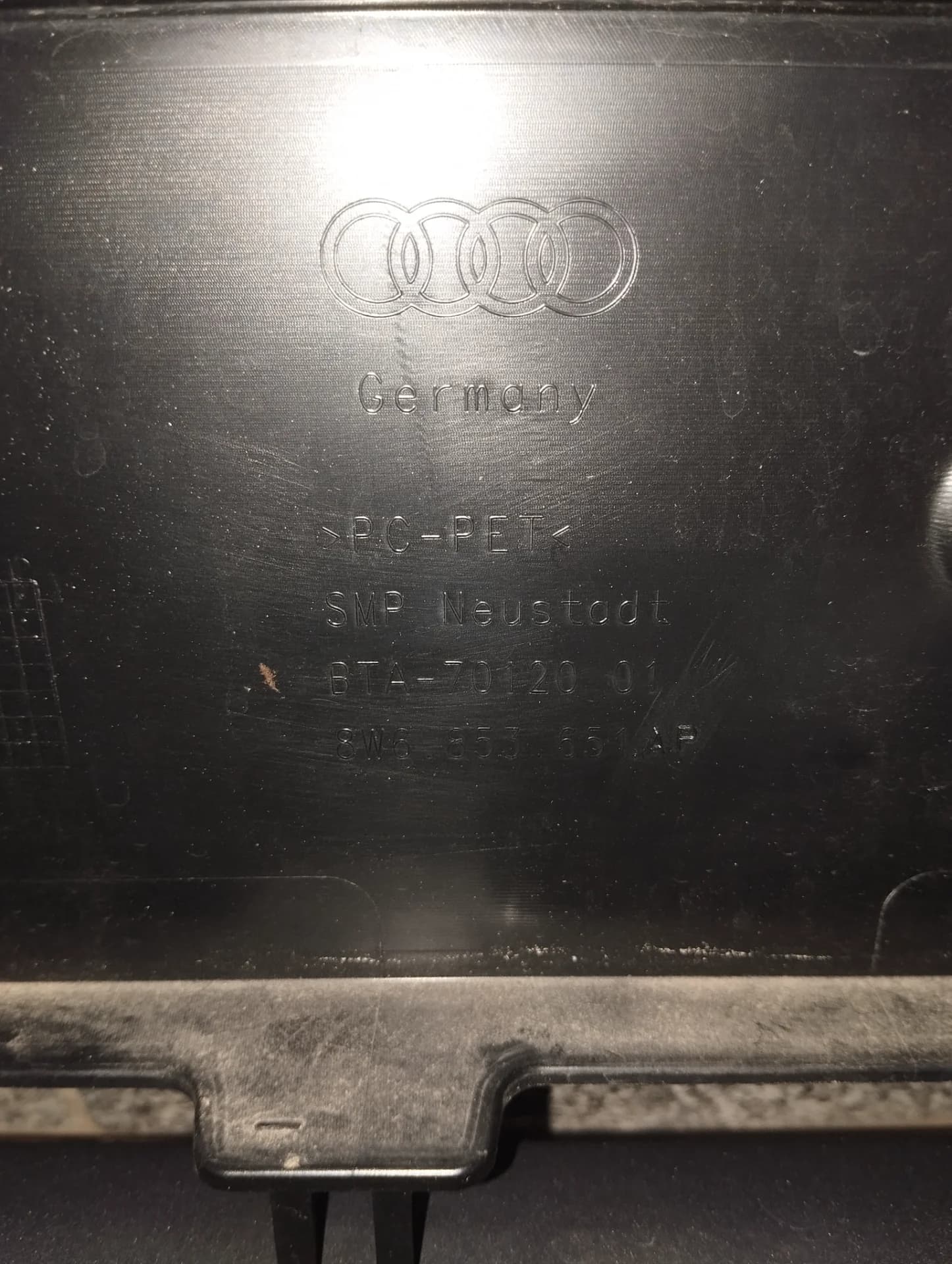 Grila radiator Audi A5 S5 F5 – fotografia 4 din 4