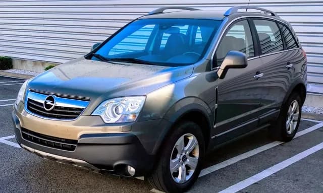 vând sau schimb Opel Antara