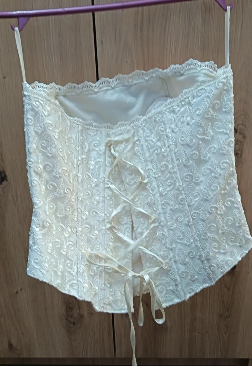 Rochie de mireasa – fotografia 5 din 8