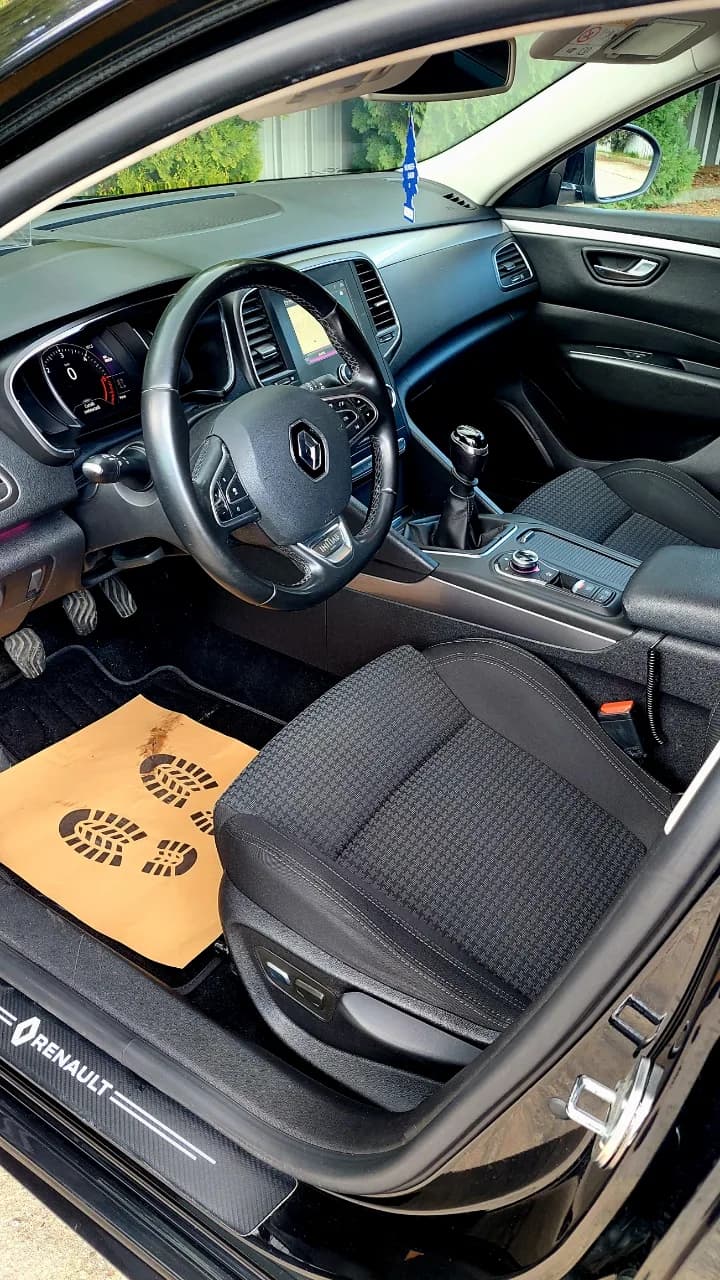 Renault Talisman/Megane 4 – fotografia 7 din 8