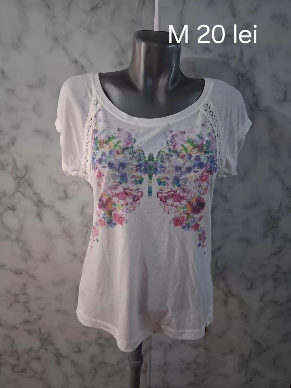 Tricouri damă mărimea M – fotografia 5 din 8