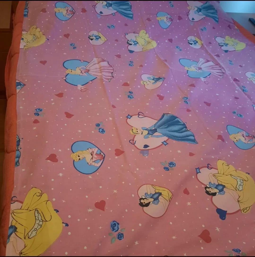 Set complet (lenjerie,pilota si 2 perne) pat copii Disney Prințese (Bumbac 100% comandă) + Pilotă + 2 Perne, folosit – fotografia 5 din 7