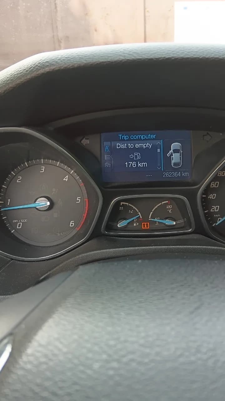 Ford focus 3 1,6 tdci 2012 – fotografia 2 din 8
