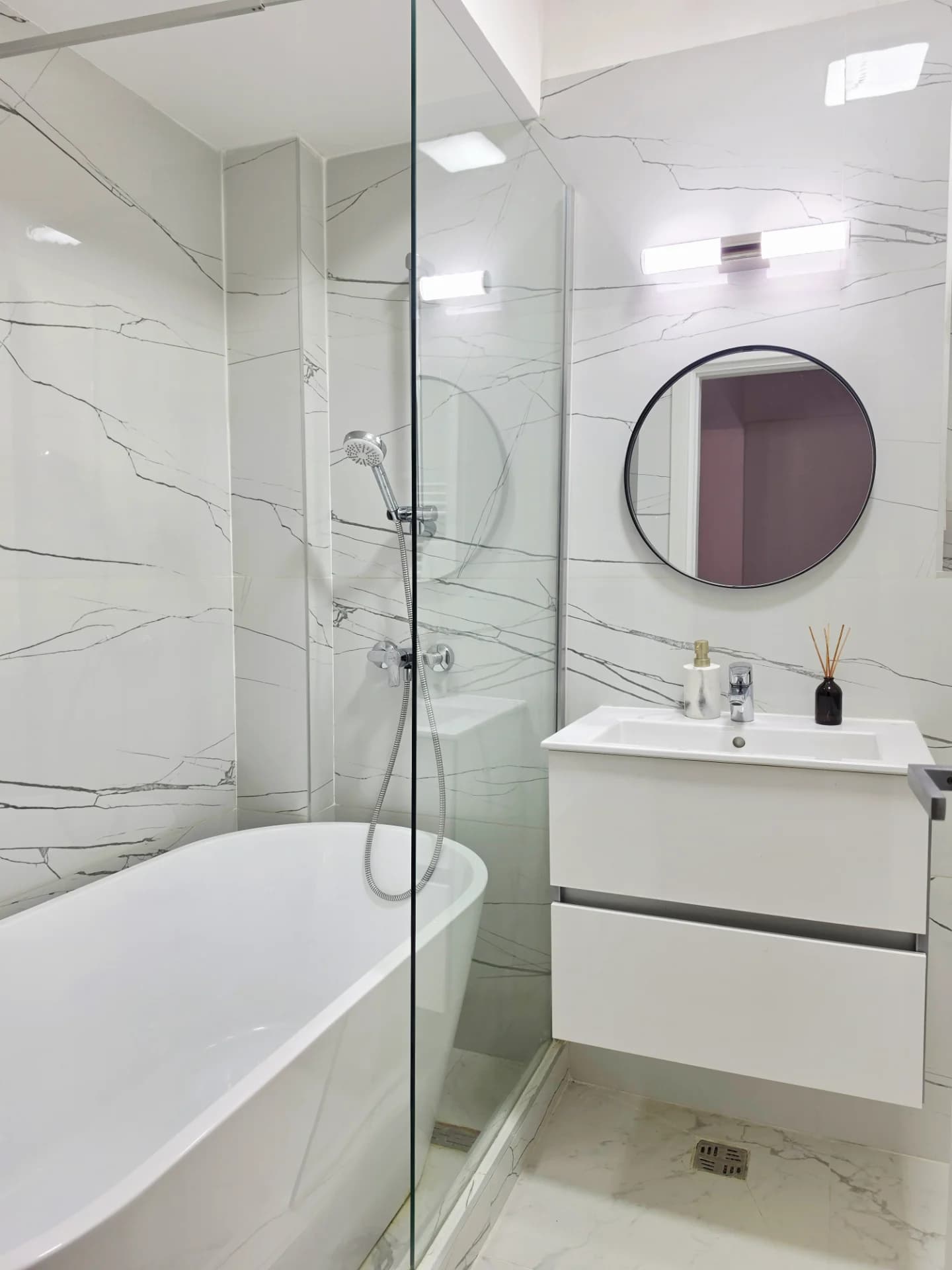 APARTAMENT 2 CAMERE +, mobilat si utilat – fotografia 8 din 8