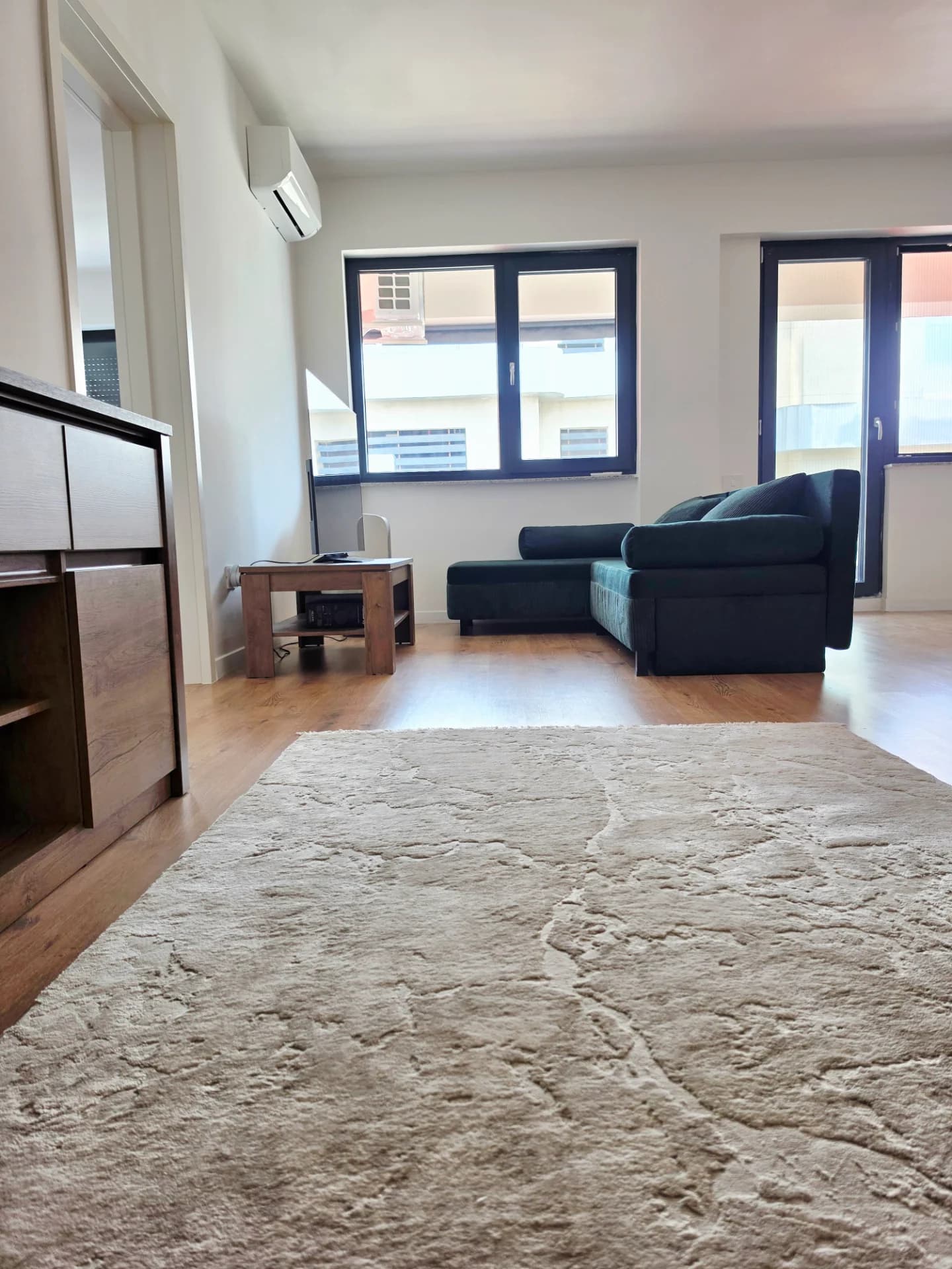APARTAMENT 2 CAMERE +, mobilat si utilat – fotografia 3 din 8