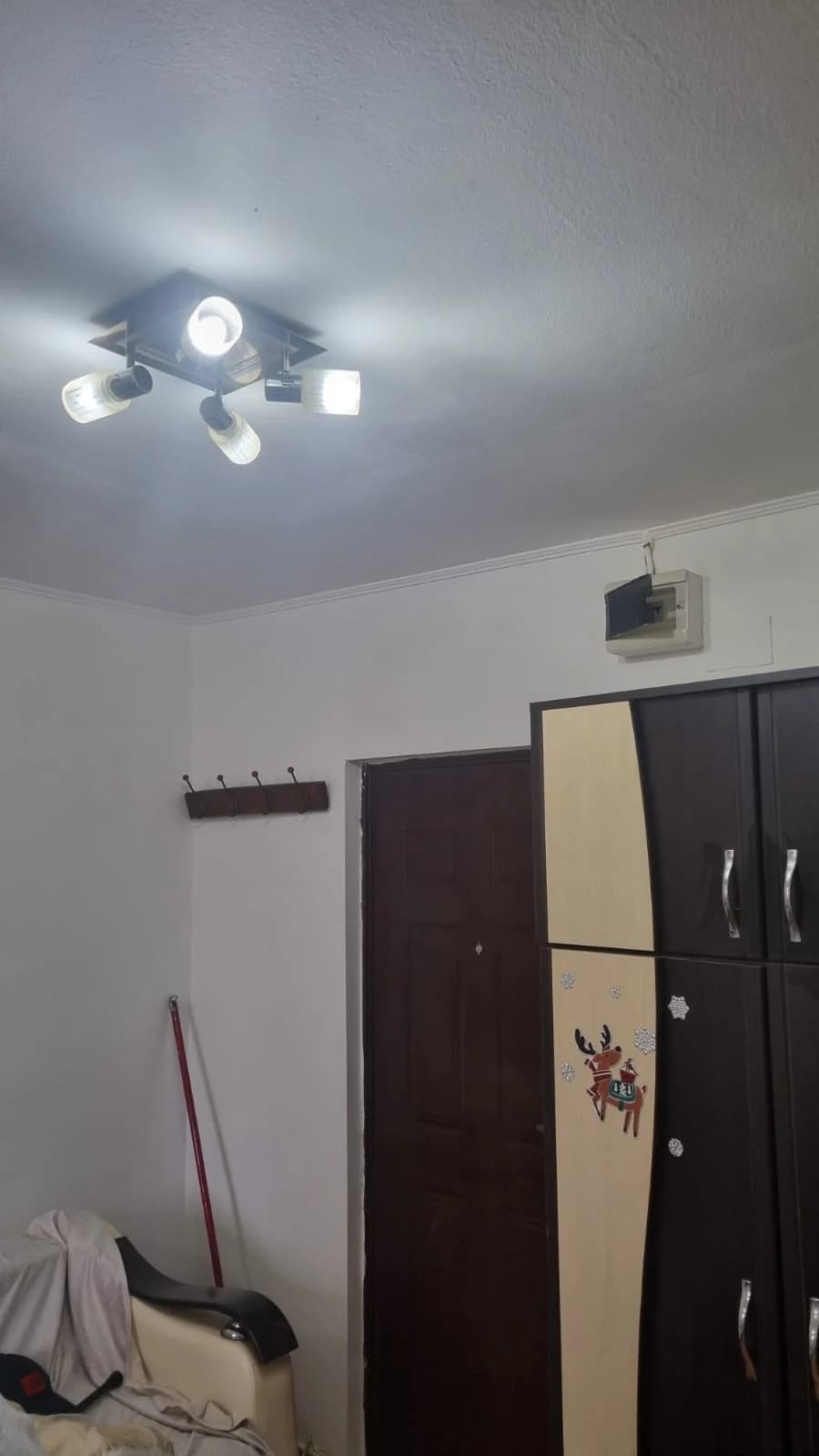 Vând garsonieră Rahova – fotografia 3 din 5