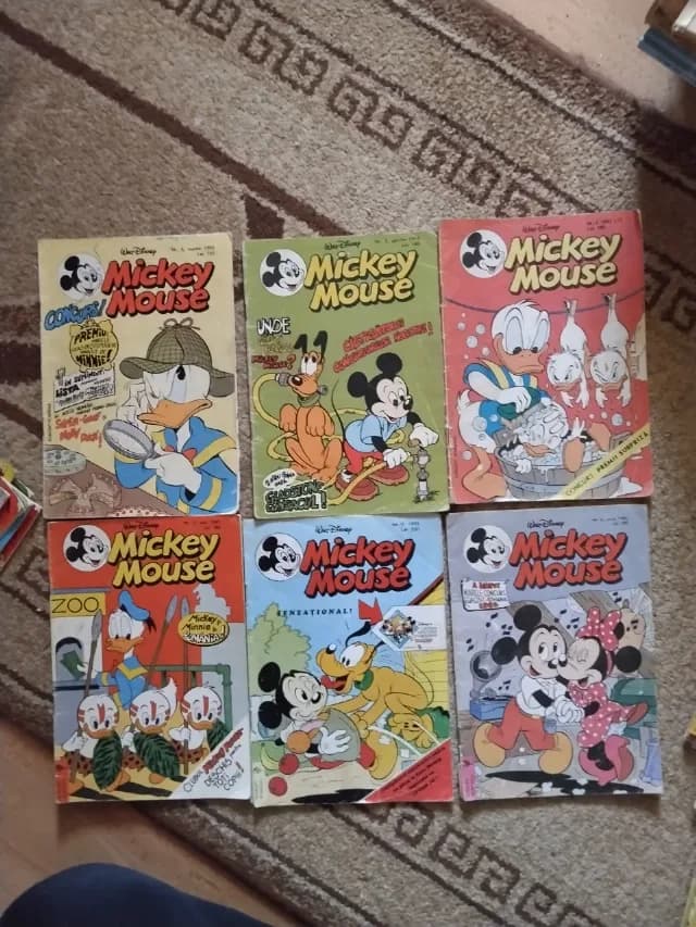 Reviste Mickey Mouse, Asterix