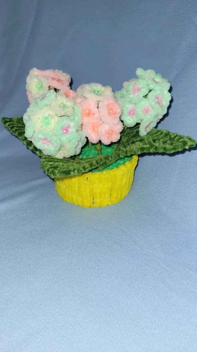 Ghiveci cu hortensie handmade