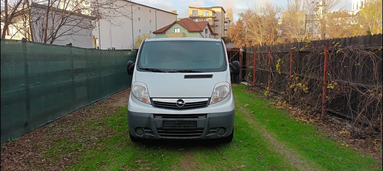 Opel Vivaro 2,0 Diesel fab 2014 model Lung – Craiova, Dolj