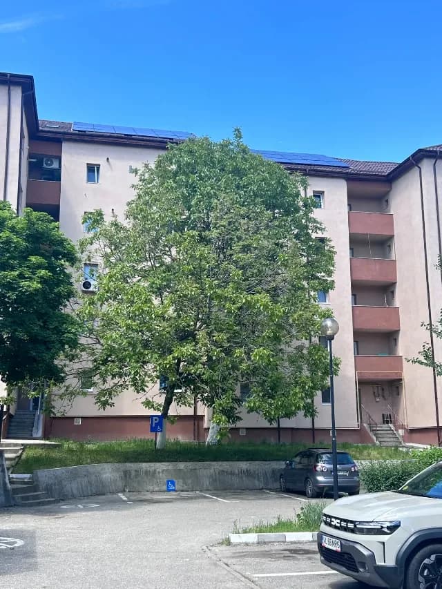 Apartament cu 2 camere 55 mp2