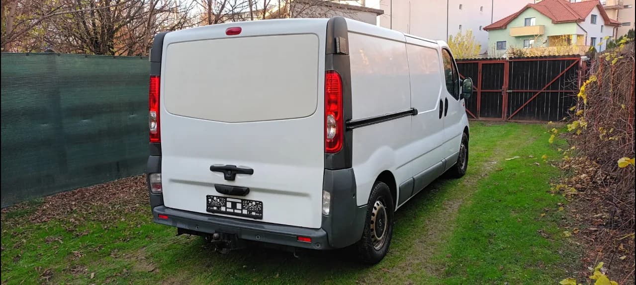 Opel Vivaro 2,0 Diesel fab 2014 model Lung – fotografia 4 din 8