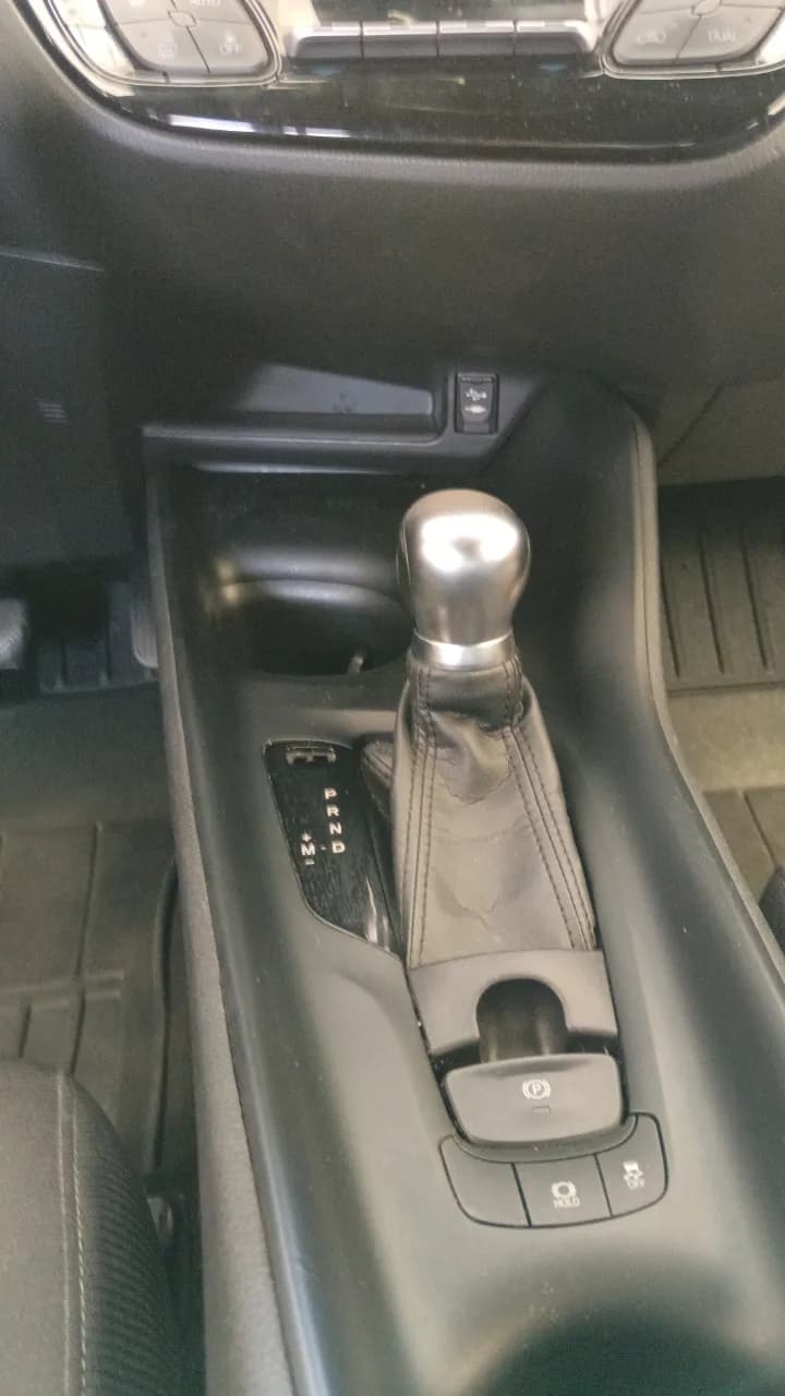 Toyota C-HR  Unic proprietar pe RO – fotografia 5 din 8