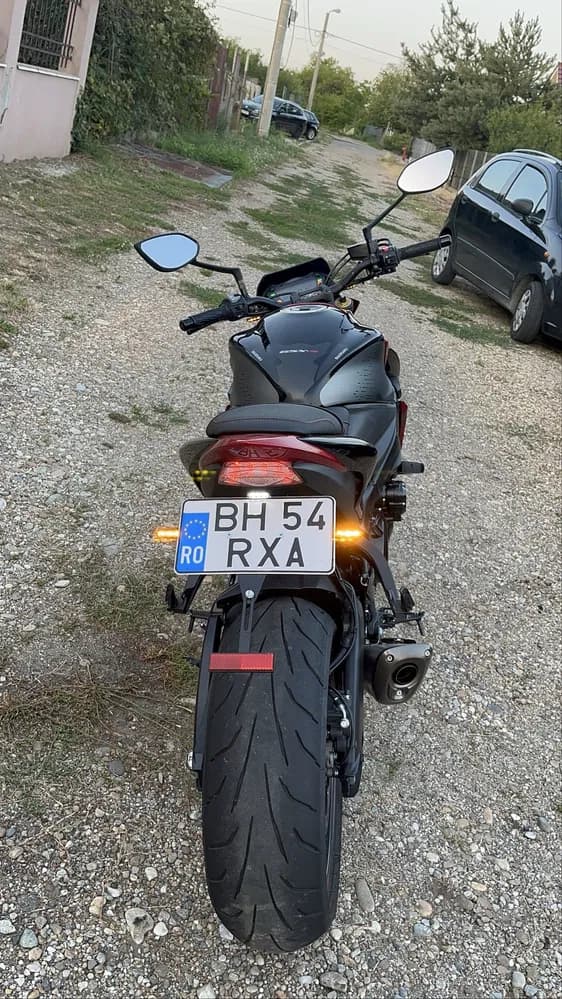 Suzuki GSX S1000 – fotografia 7 din 8