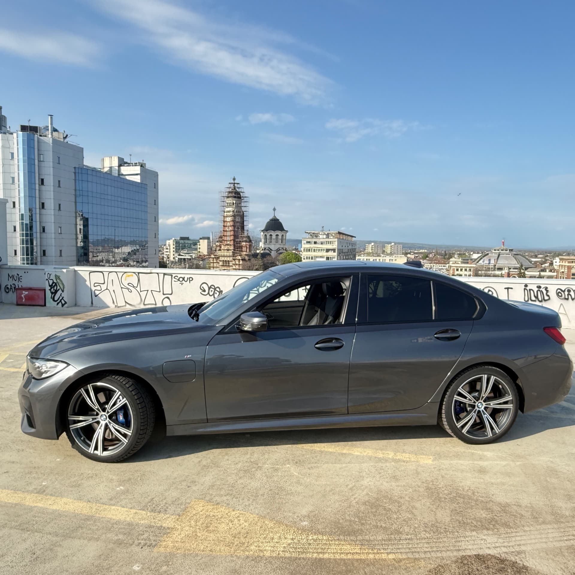 BMW seria 3, an 2020 – fotografia 2 din 8