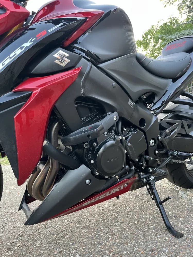 Suzuki GSX S1000 – fotografia 5 din 8