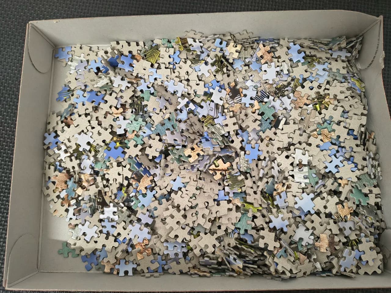 Vând puzzle 1500 piese – fotografia 3 din 3