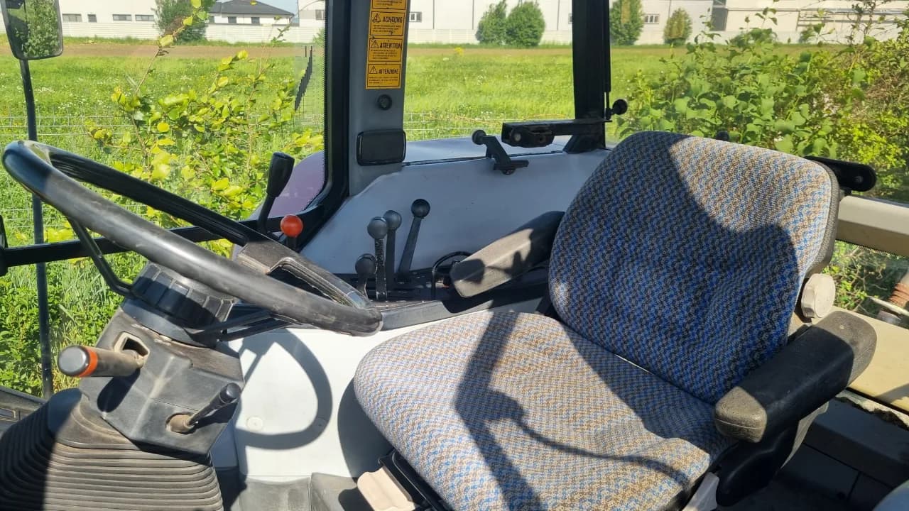 tractor Case 5120 – fotografia 6 din 7