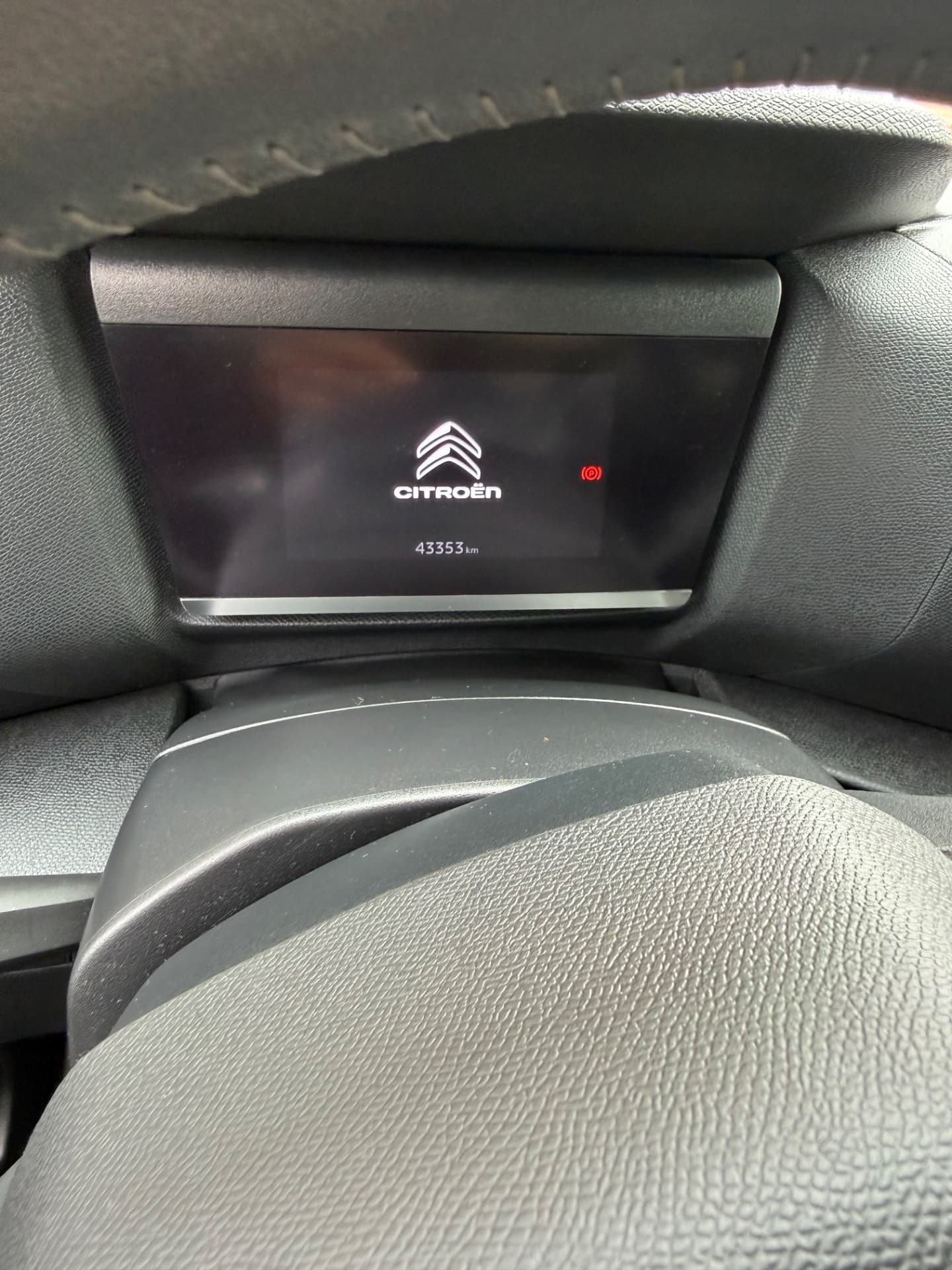 Vand Citroen C4 an 2022 – fotografia 5 din 5