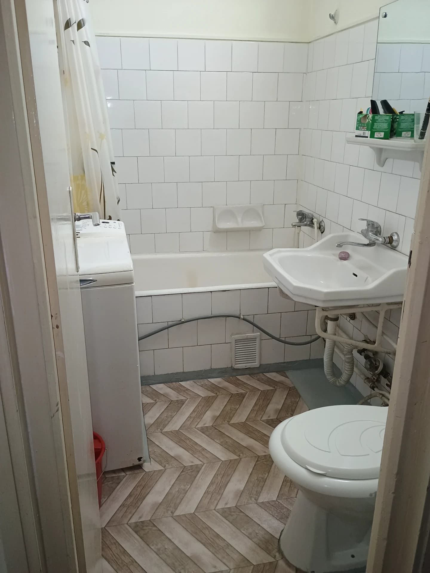 Apartament 3 camere – fotografia 3 din 8