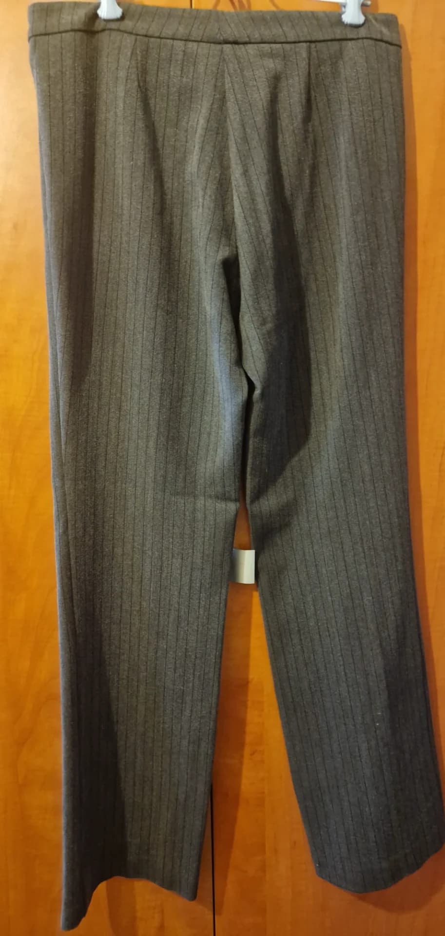 Laura di Sarpi - pantaloni eleganti, gri cu dungi, mărimea 40 – fotografia 4 din 5
