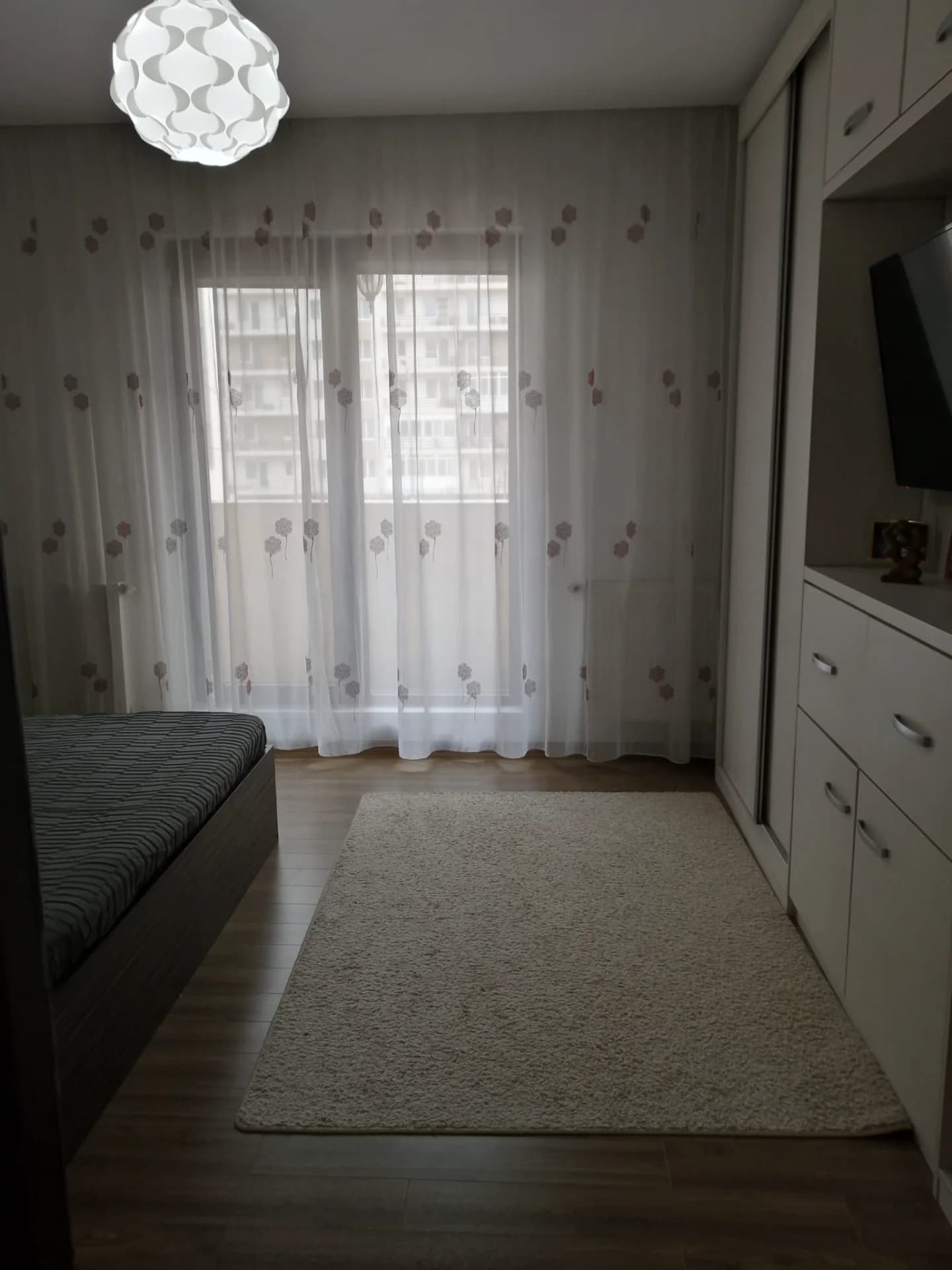 Vilă de închiriat,Militari Residence – fotografia 5 din 8