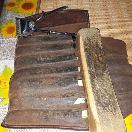 Lot elita truse barbier,colectionari, Premium Solingen & Sheffield,anii 1880-1950 – fotografia 3 din 8