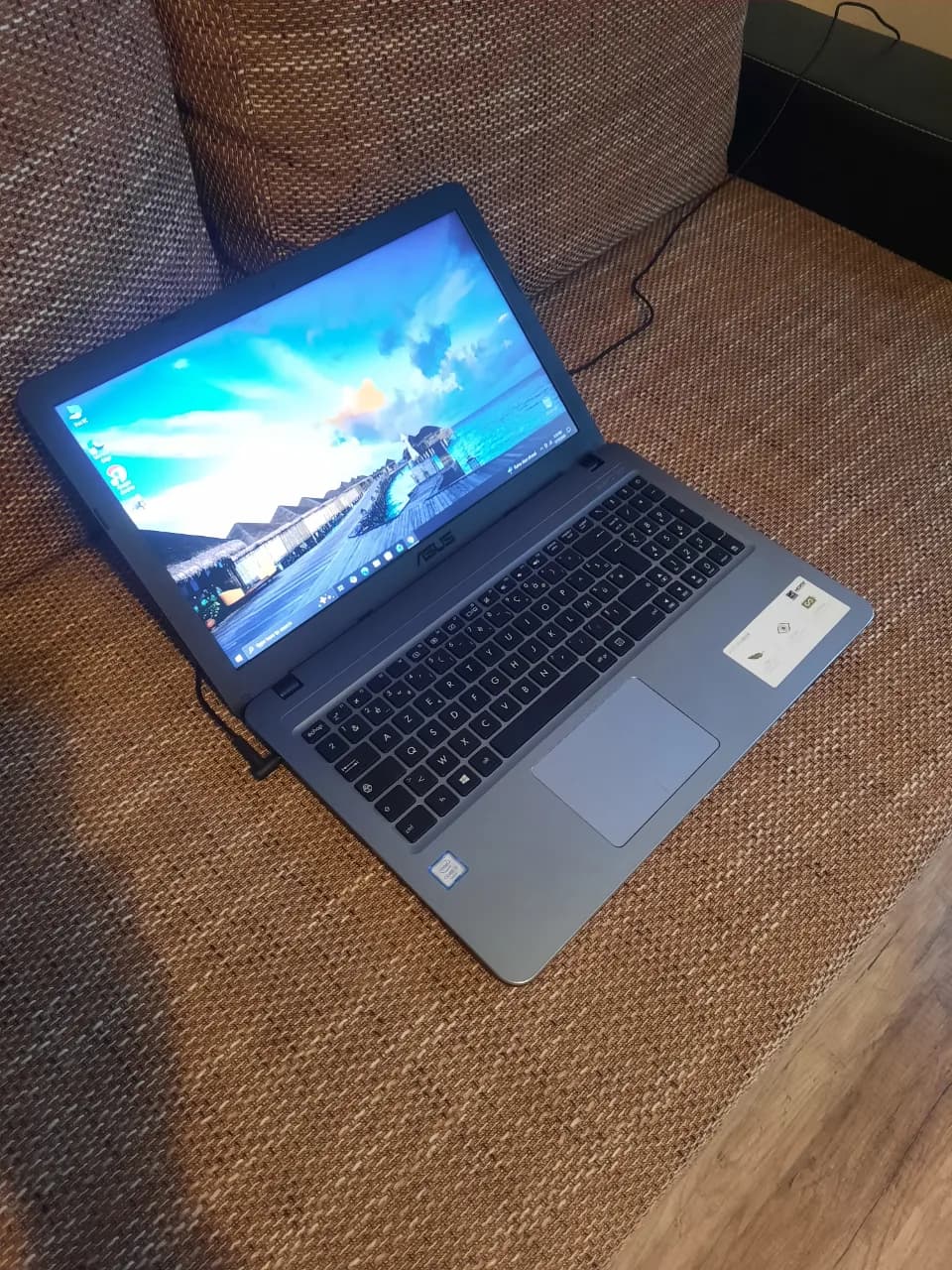 Asus CPU Intel Core I5 6200U Rami 8 Gb Ddr4 – fotografia 3 din 8