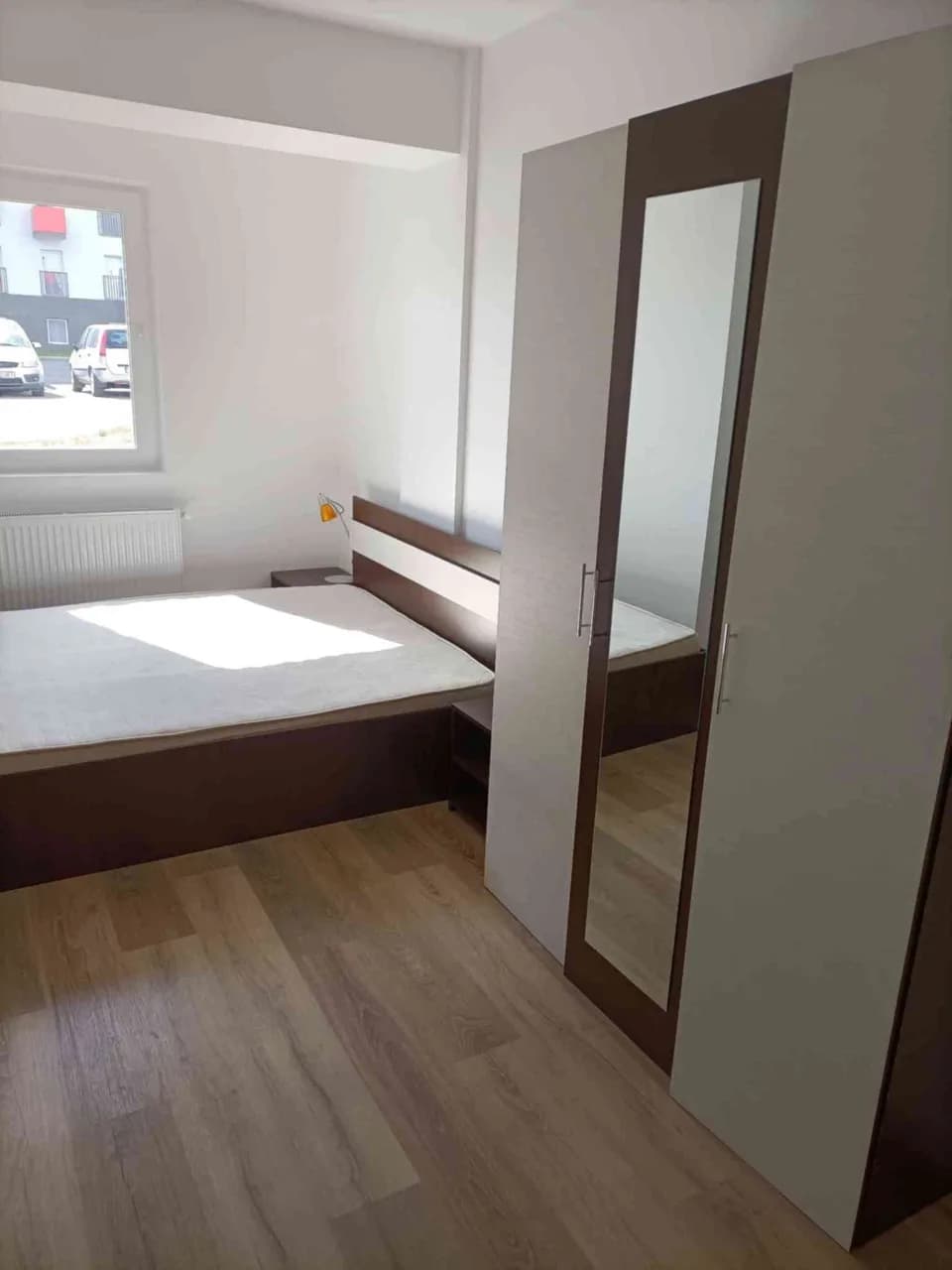 Schimb apartament Florești judetul Cluj cu casă renovată în județul Cluj – Floresti, Cluj – Apartamente de închiriat