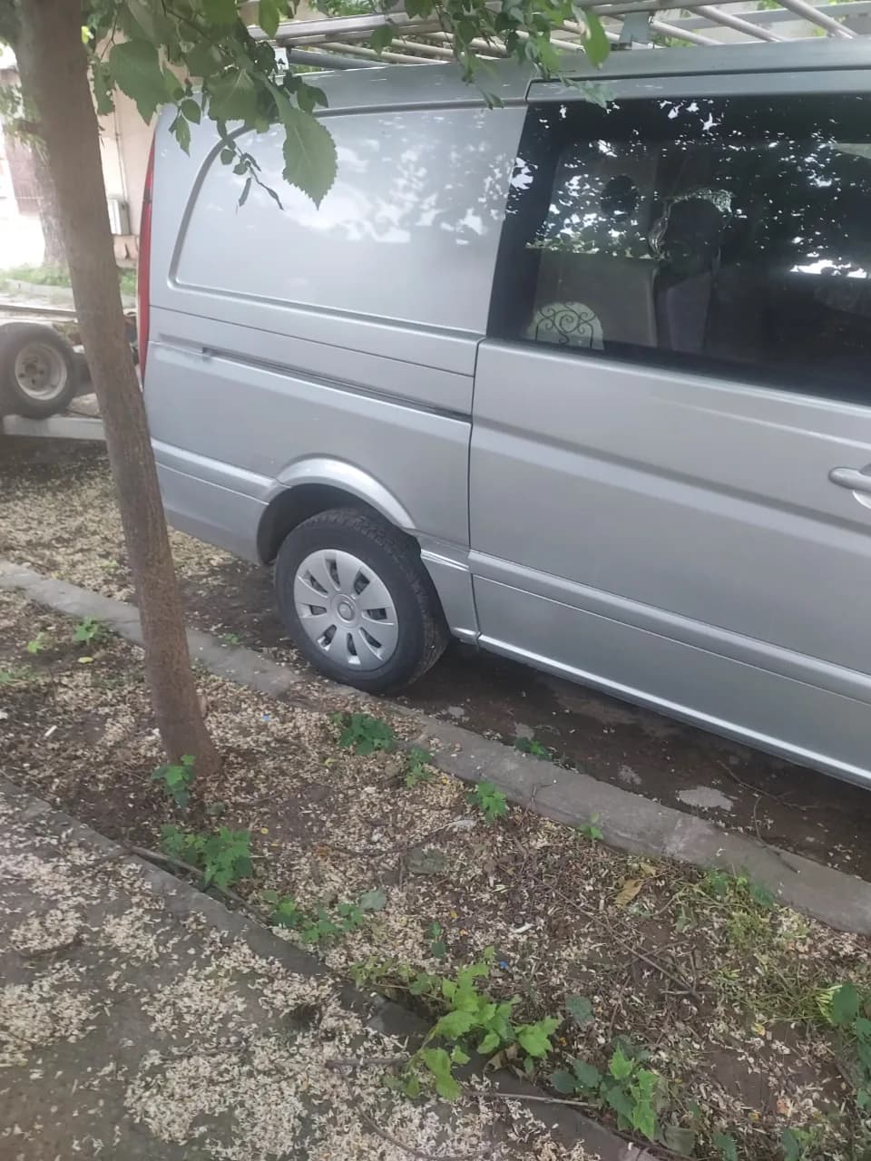 se vinde mercedes vito