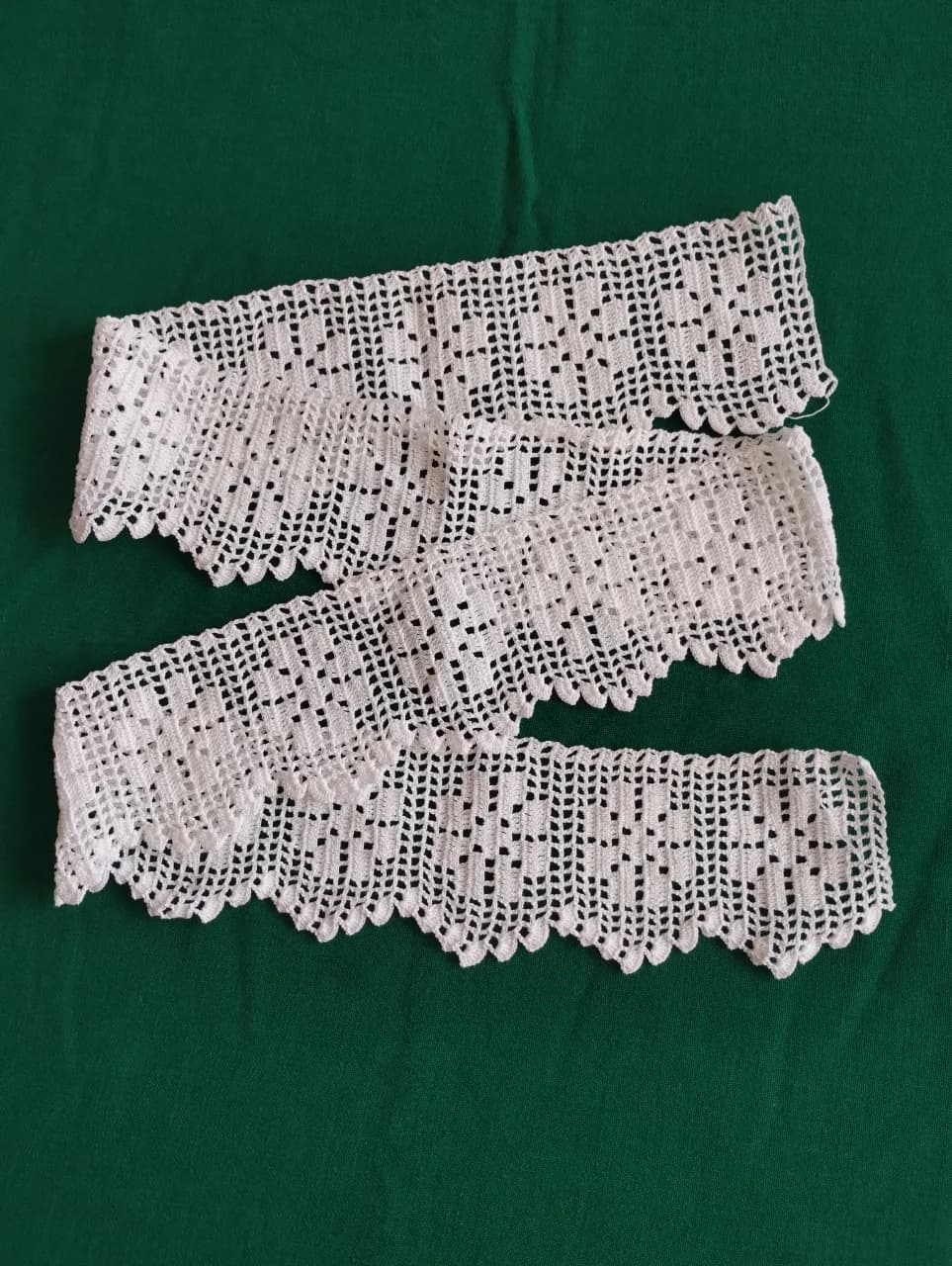 Dantelă albă croșetată – Dolj, Dolj – Decorațiuni