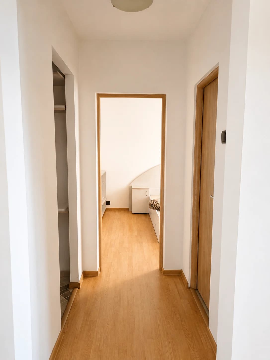 Astra, apartament 2 camere, 2 din 4, liber la vanzare. – fotografia 6 din 8