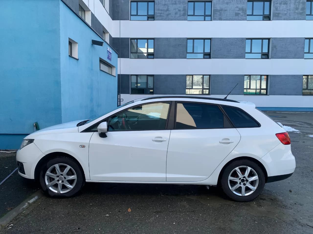 Vând Seat Ibiza – fotografia 4 din 7