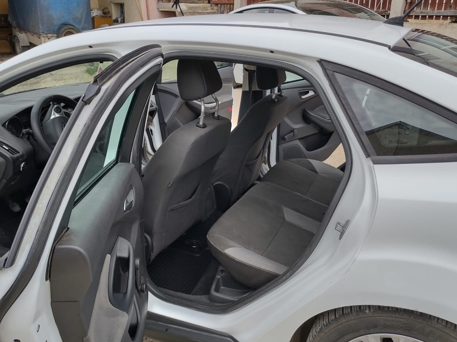 Ford Focus 2012 – fotografia 6 din 8