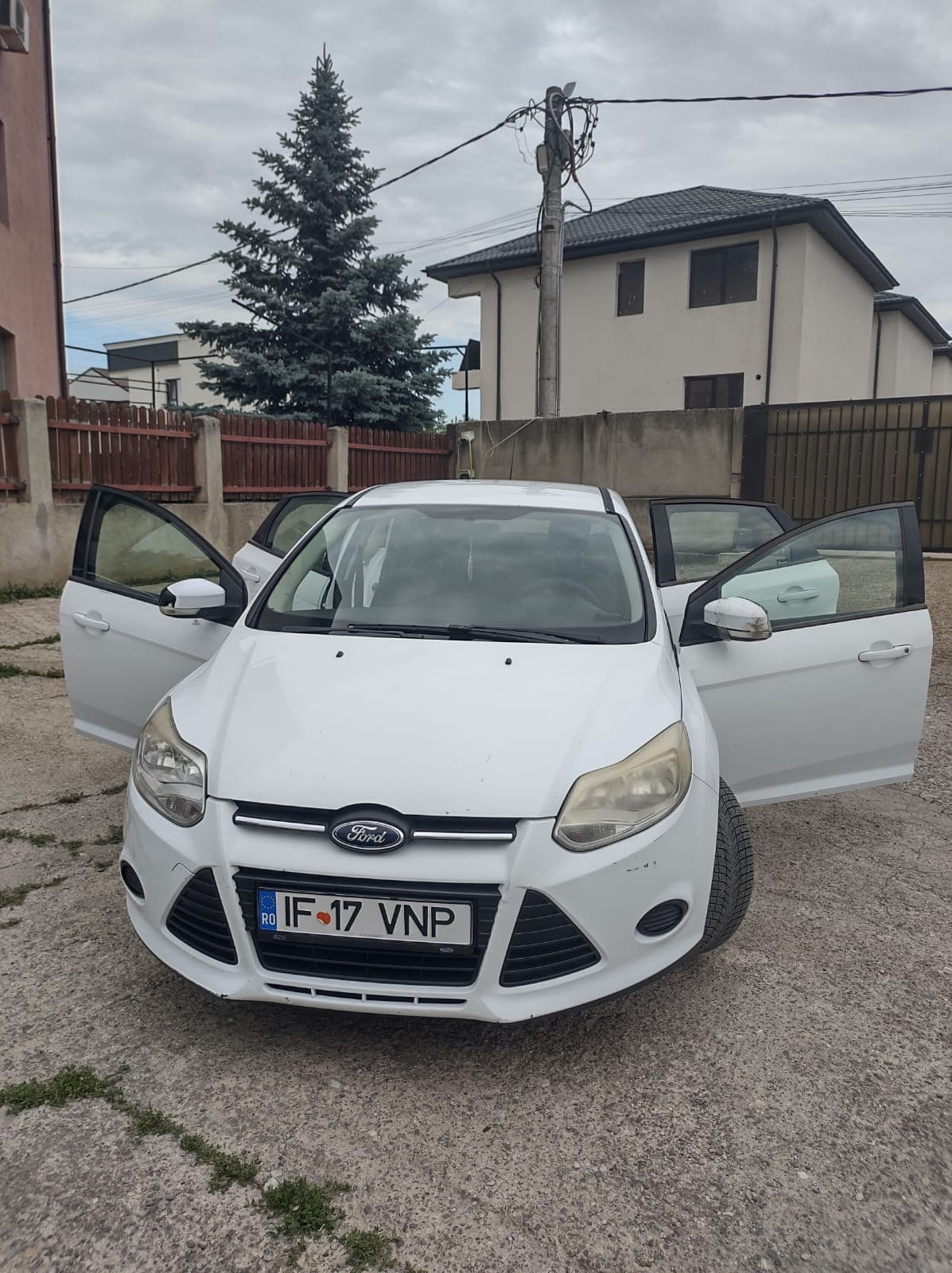 Ford Focus 2012 – Pantelimon, Ilfov – Mașini