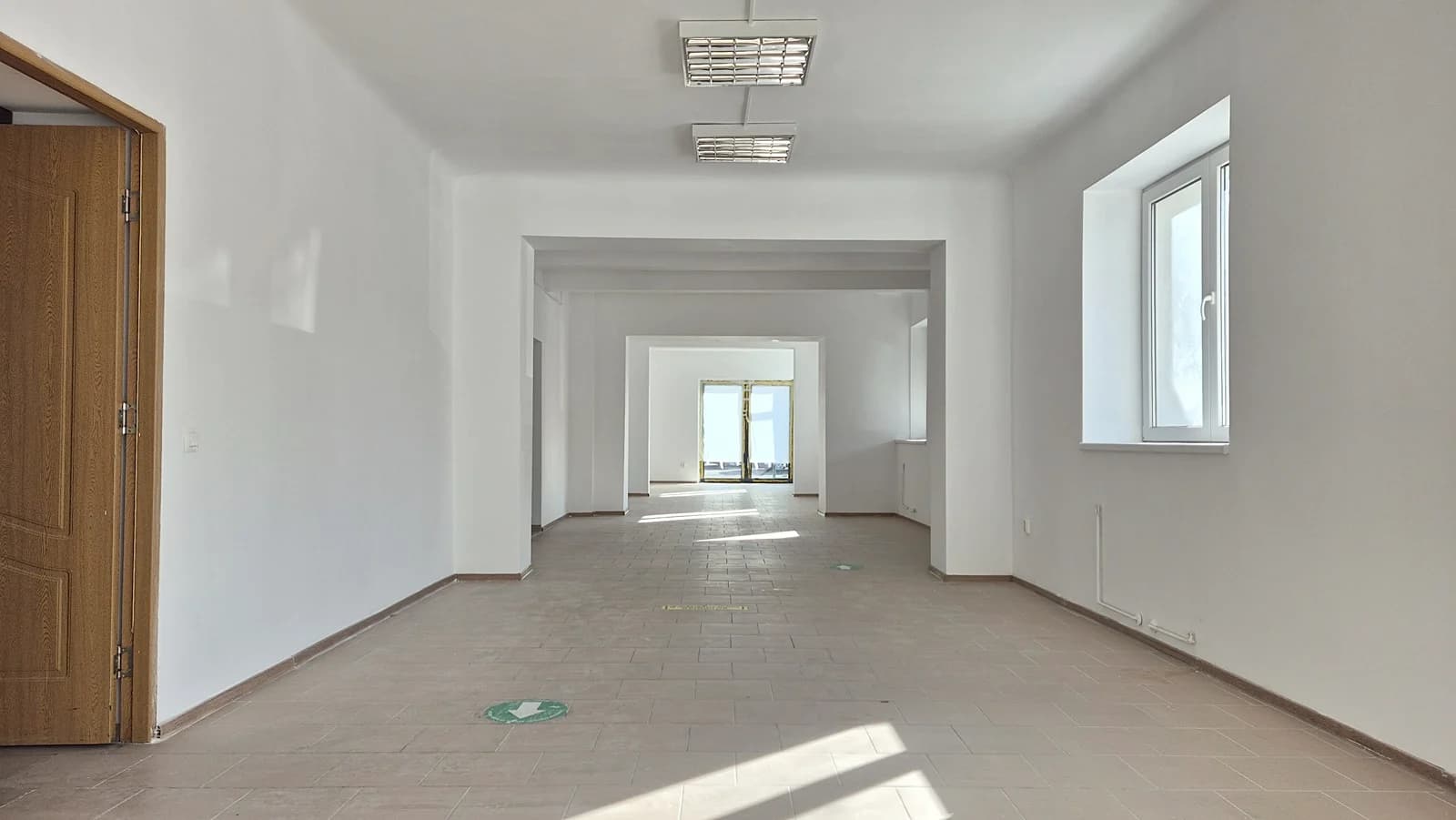 Spatiu comercial ideal pentru clinică medicală, birouri, activități similare. – fotografia 6 din 7