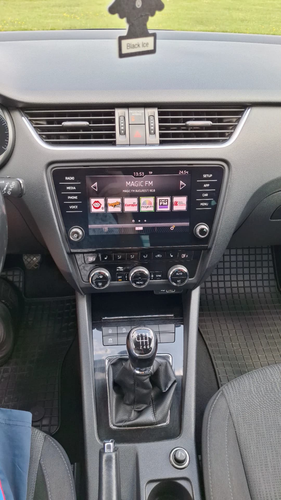 Autoturism Skoda Octavia – fotografia 8 din 8