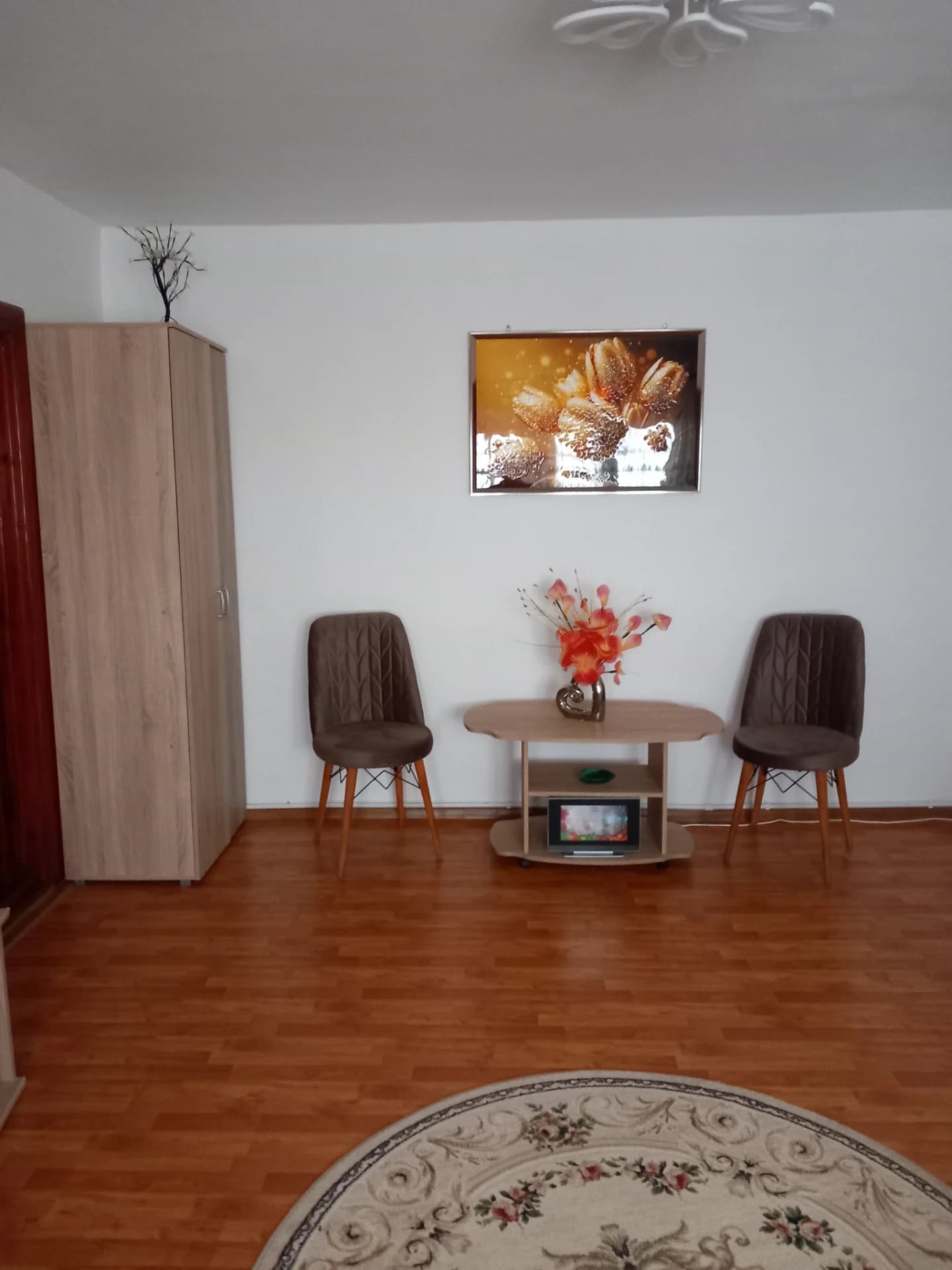 Vand apartament 2 camere in Rm. Sarat.  Jud. Buzau, Zona Pod – fotografia 4 din 8