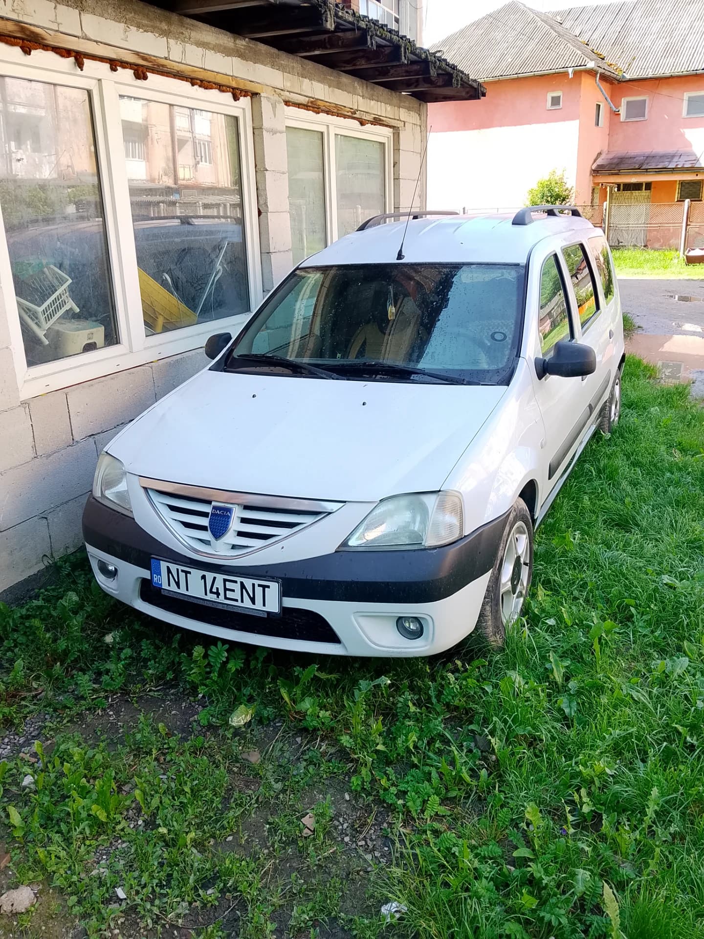 Logan MCV 1,5 diesel 2007 – Bicaz, Neamț – Mașini