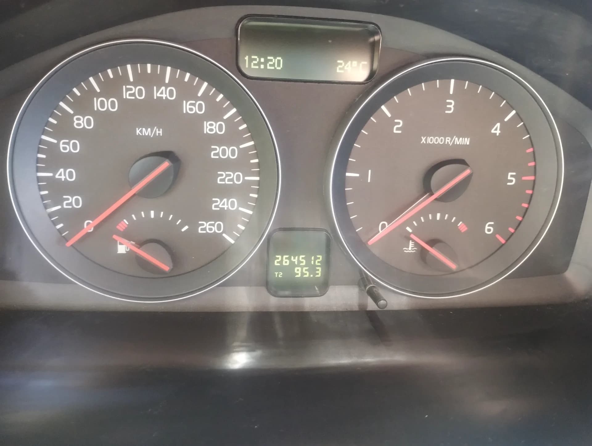 Vând Volvo V50 din2012 in stare ne funcționare – fotografia 3 din 6